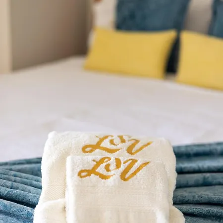 Gaia Land Sea View *